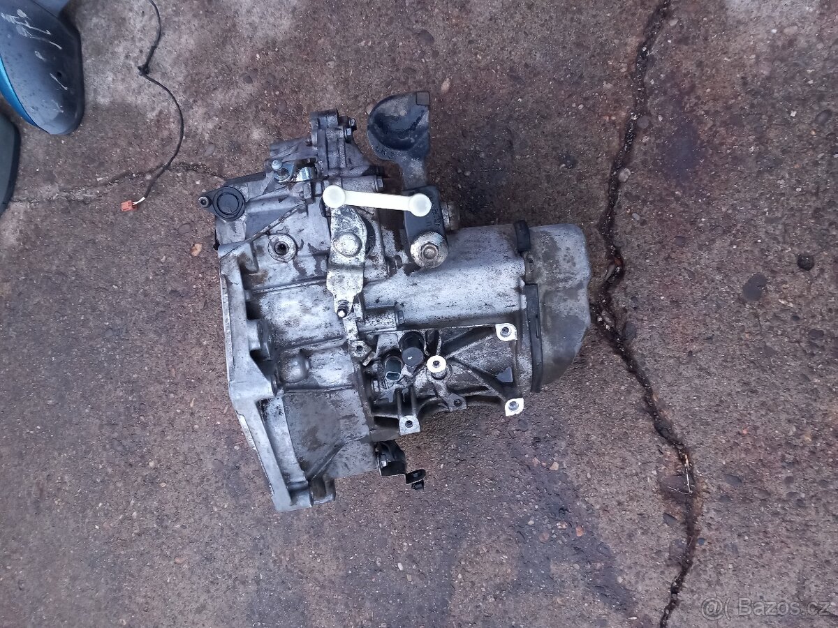 Převodovka 1.4i a 1.4-16v Peugeot,Citroen 3000kc
