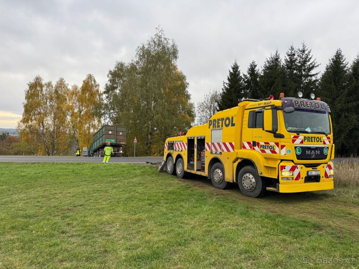 Řidič odtahové služby Pretol
