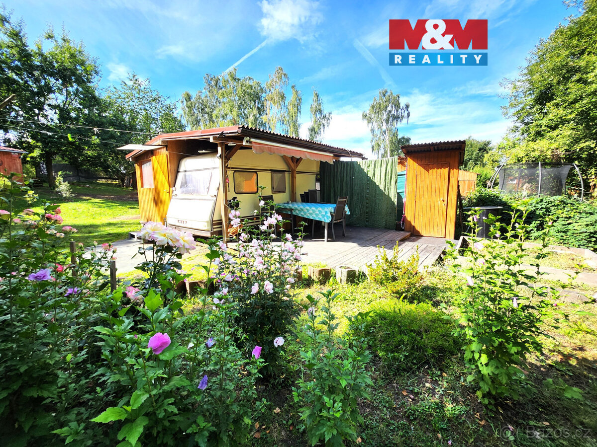 Prodej, karavan s dřevěnou přístavbou, Hradec u Kadaně