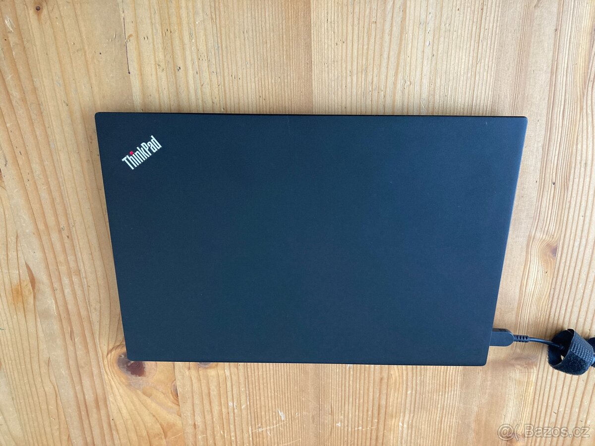 Prodám notebook Lenovo Thinkpad T470s bez akumulátorů