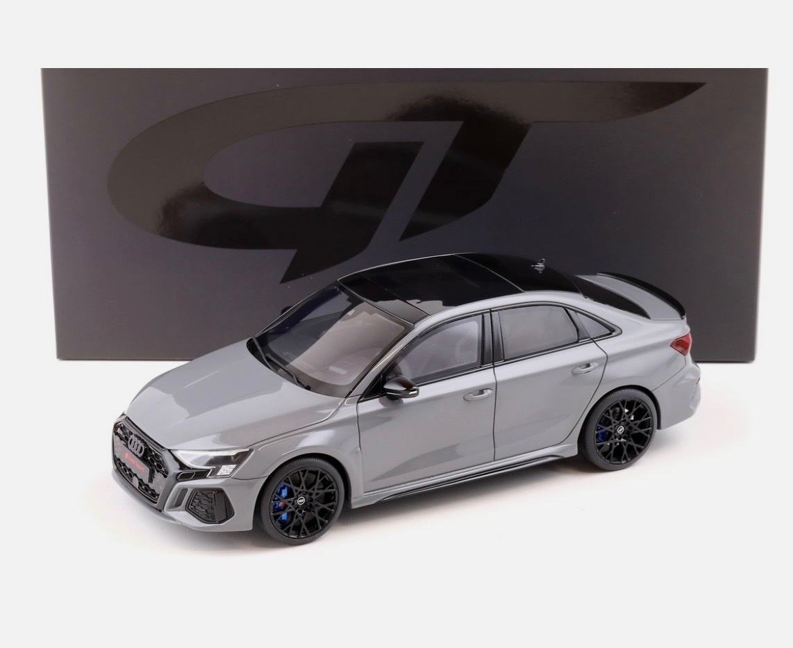 Audi RS3 Sedan GT Spirit 1:18 - nové