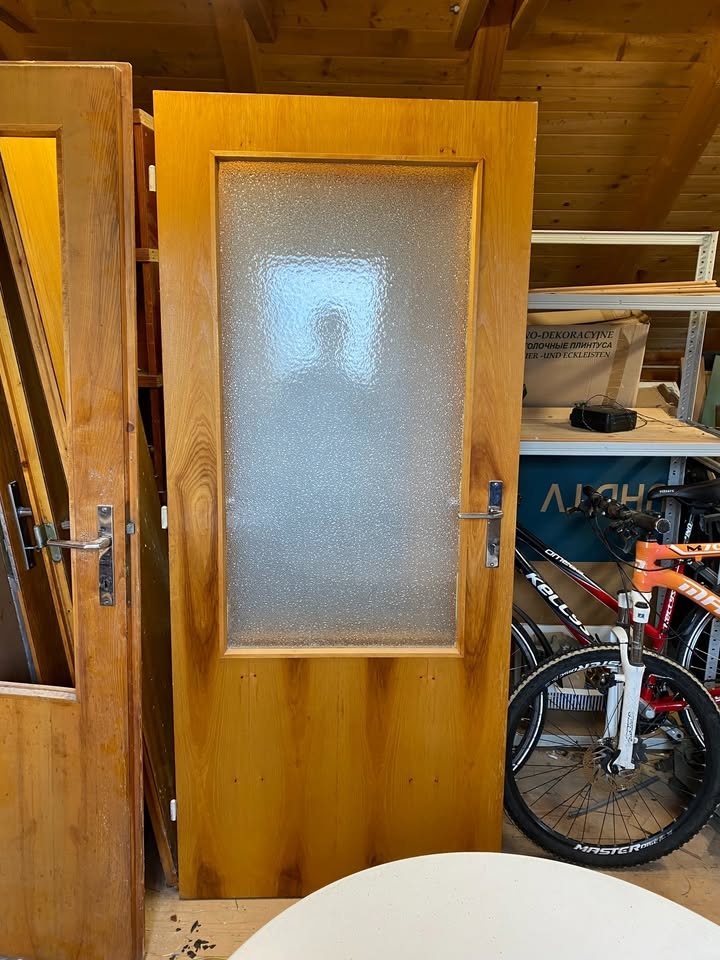 Dveře – levé i pravé, plné i prosklené