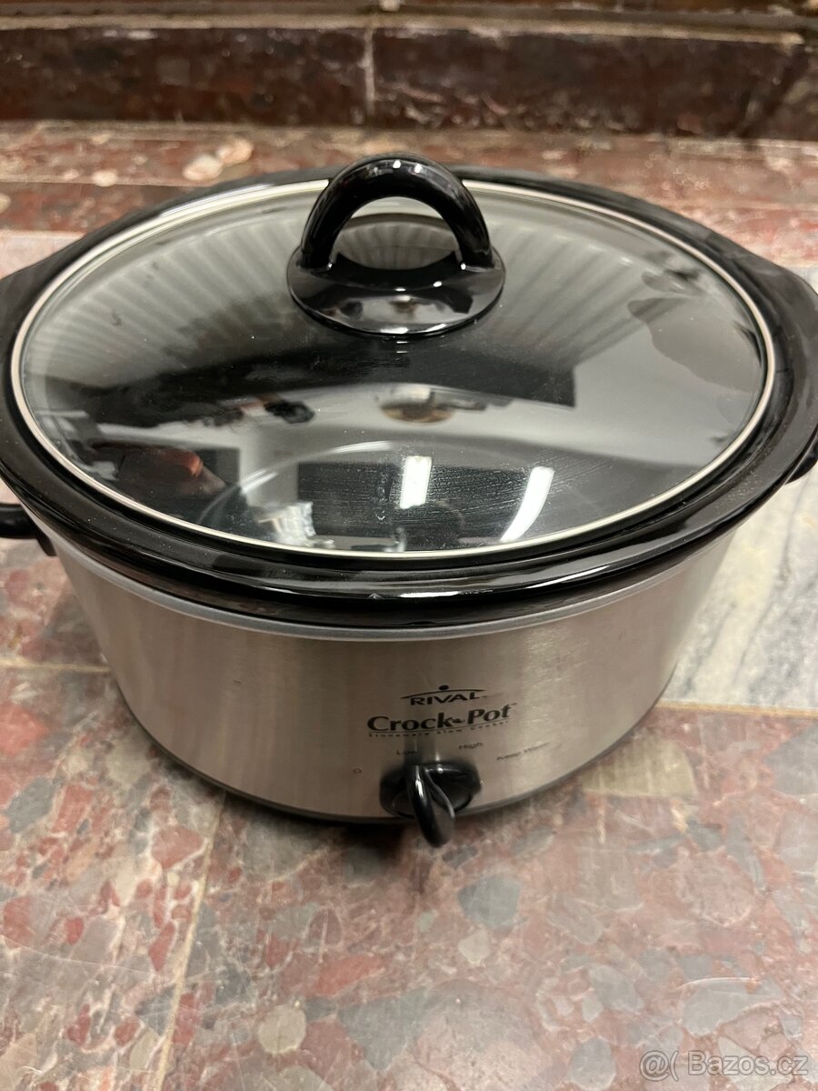 CrockPot pomalý hrnec