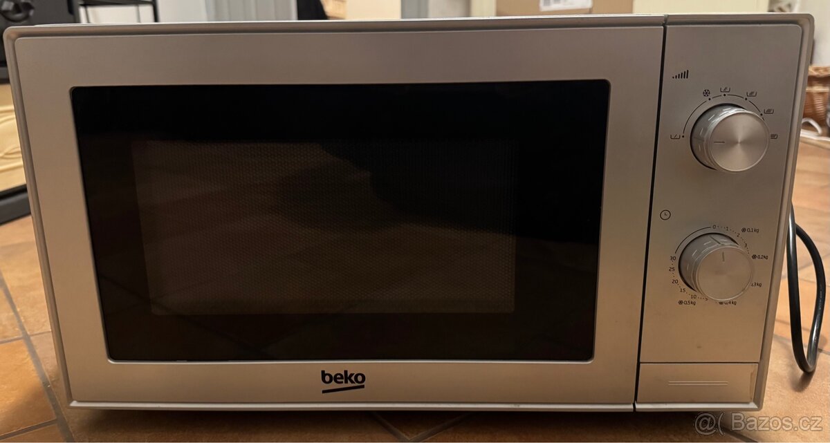 Mikrovlnná trouba BEKO