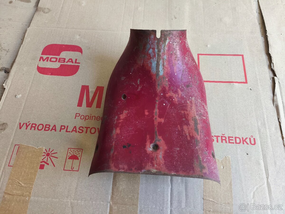 Prsíčka Jawa 555 Deluxe