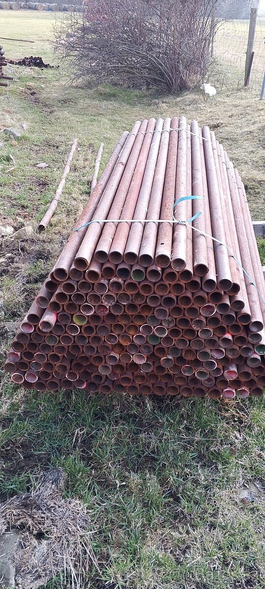 Lešenarske trubky z lešení i dovezu