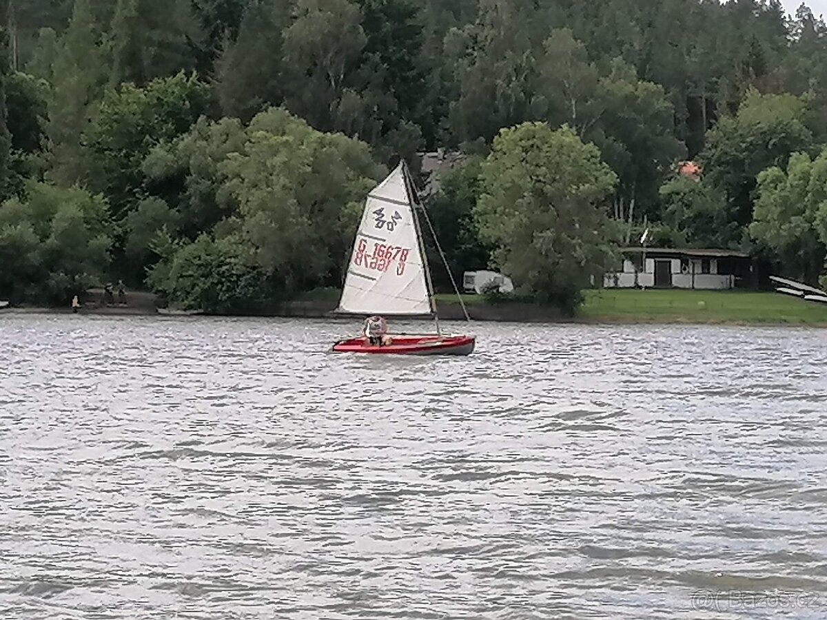 Plachetnice