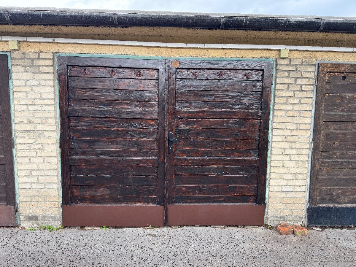 Pronájem garáže 19 m² Vsetín centrum ul.Sušilova (kolonka)