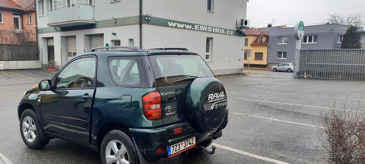Toyota rav4 4x4 trojdverova