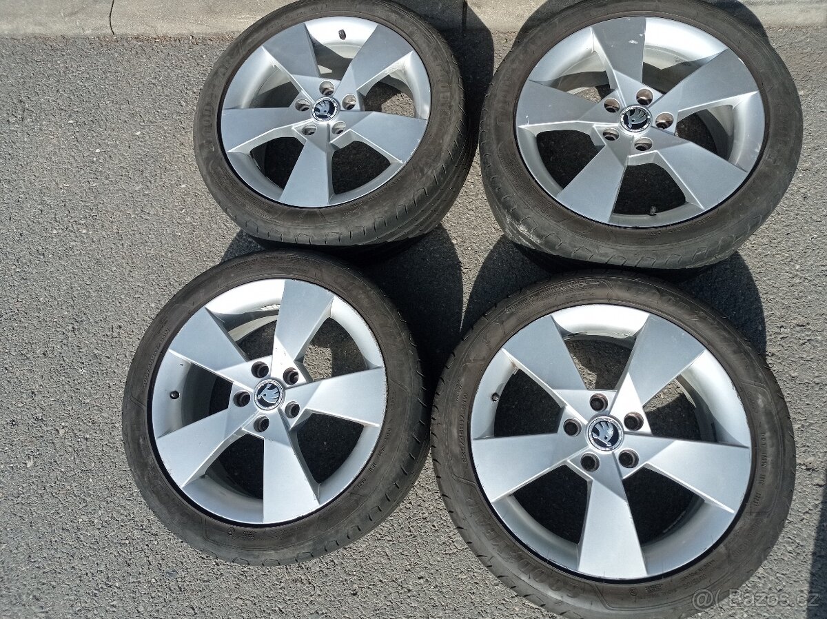 Levné 17" LETNI DENOM ORIGINAL SKODA OCTAVIA III