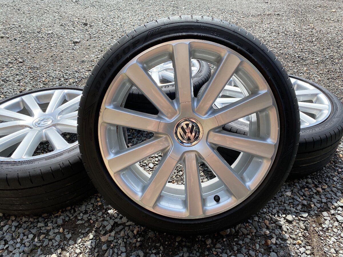 Alu orig letni sada VW Omanyt 5x112 7,5J ET49 225/40 R18
