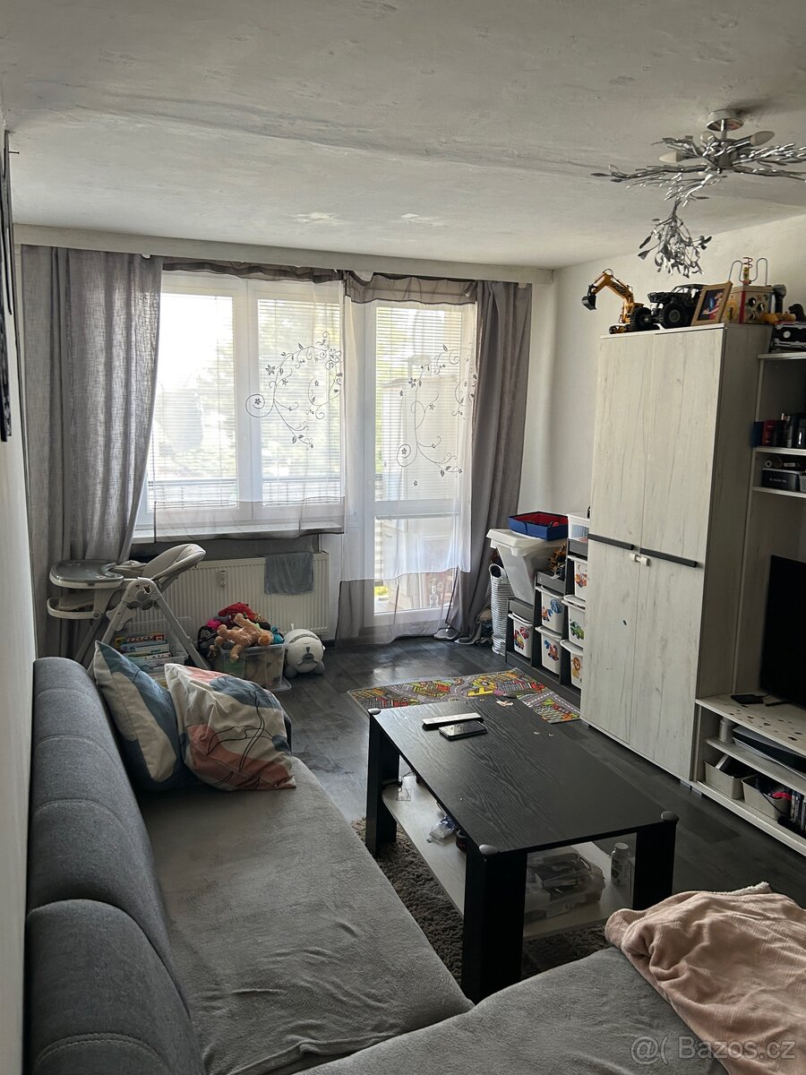 Byt 2+1 54m² Osek Hrdlovská 645