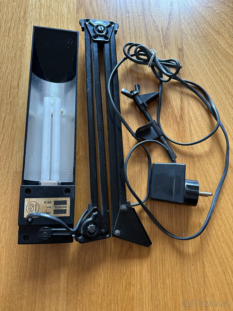 Polohovatelná stolní zářivková lampa zn. RENDL