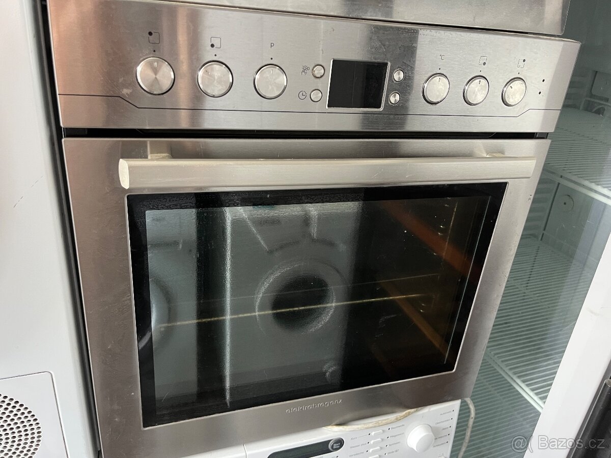 Vestavná trouba Elektrabregenz