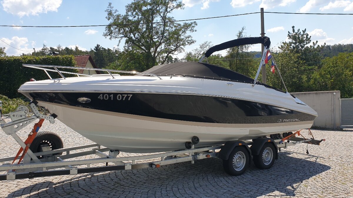 Prodám motorový, kajutový člun, loď Regal 2250