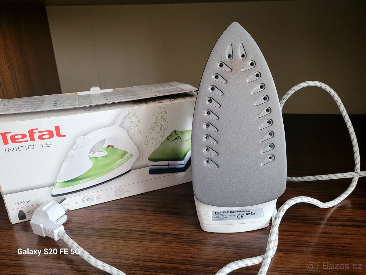 Žehlička Tefal