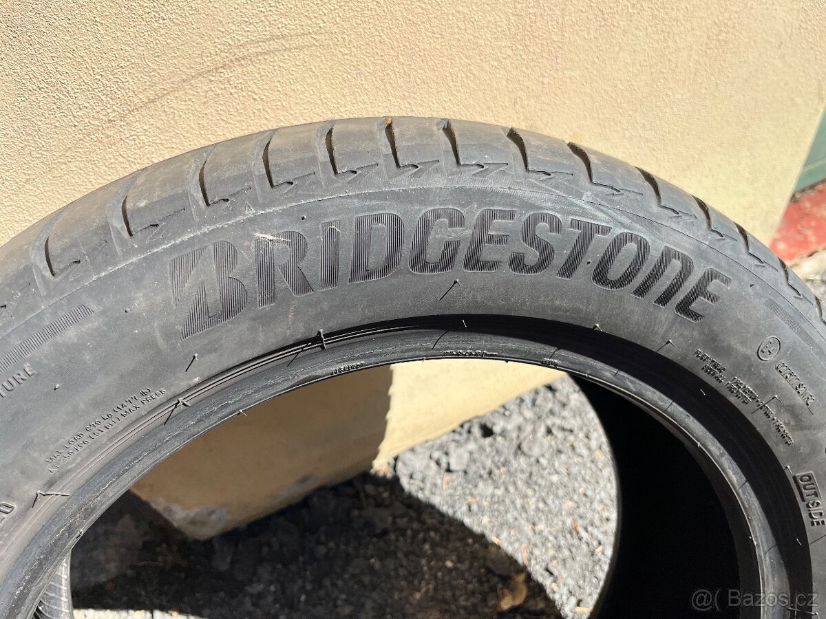 Letní pneu Bridgestone 215/55/17