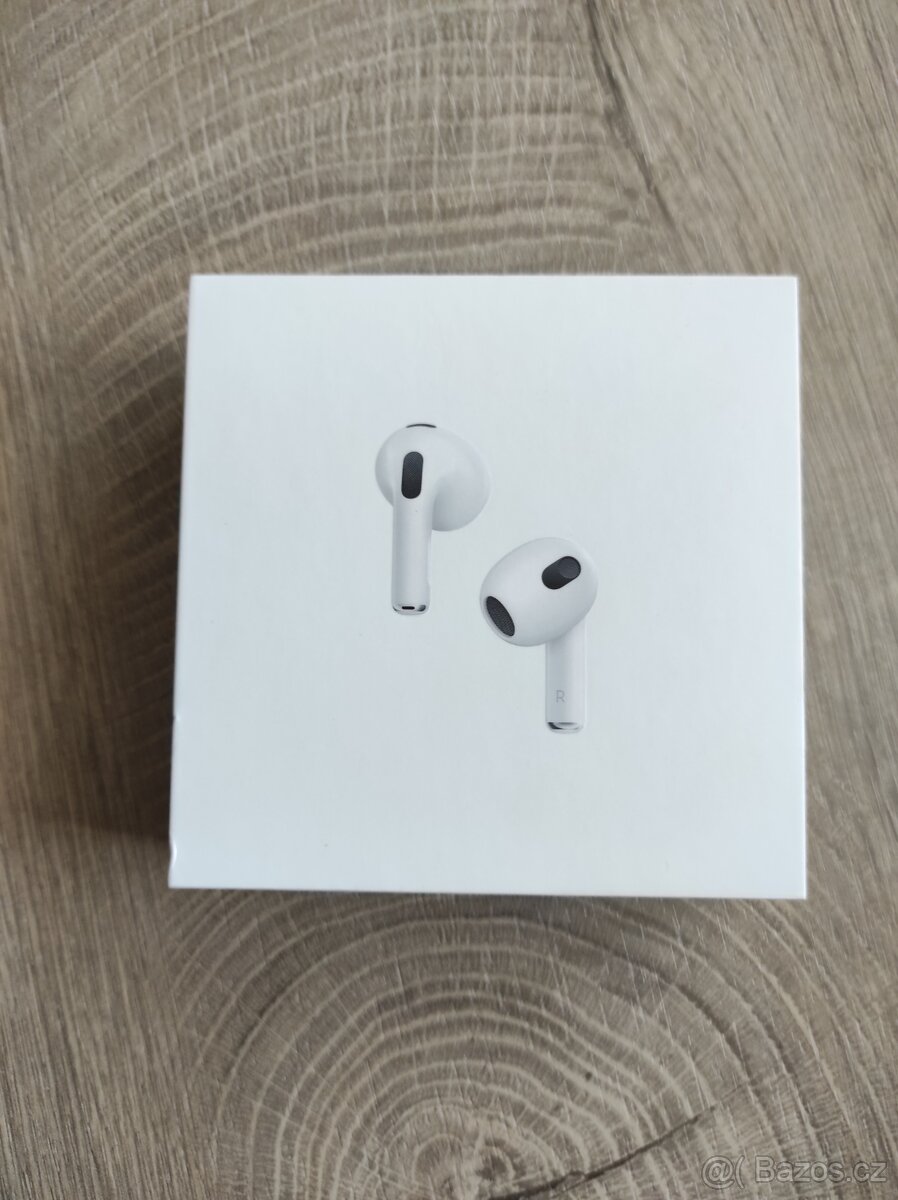 bezdrátové sluchátka Apple (3.generace) s Lightning nabíjec