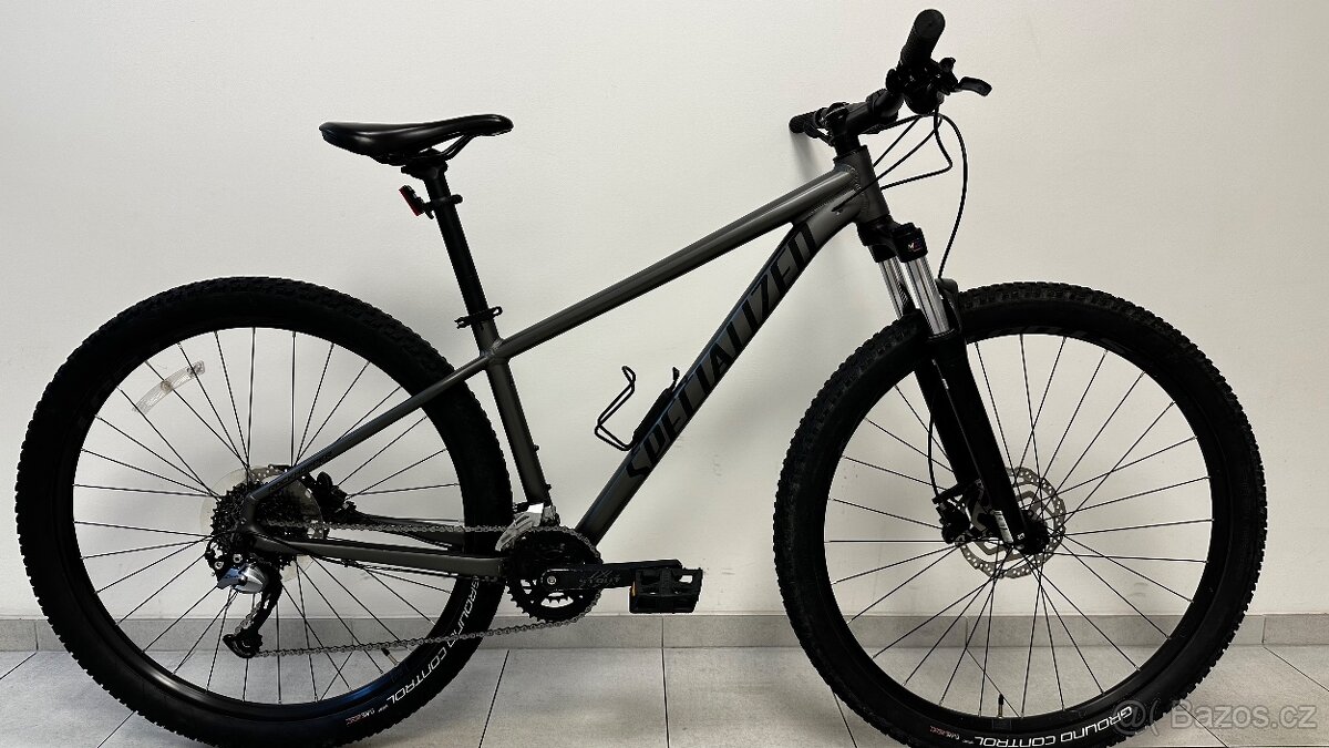 Specialized Rockhopper, 29", rám M, pro jedzce od 165