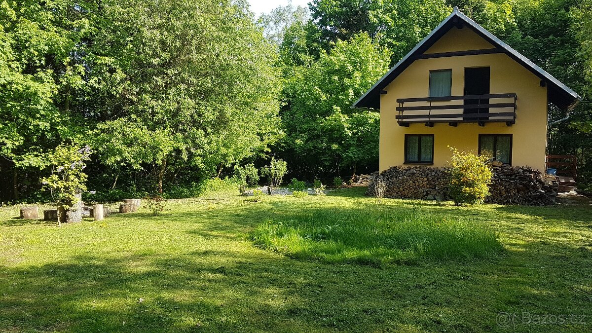 Prodám zděnou chatu na Dalově u Šternberka.