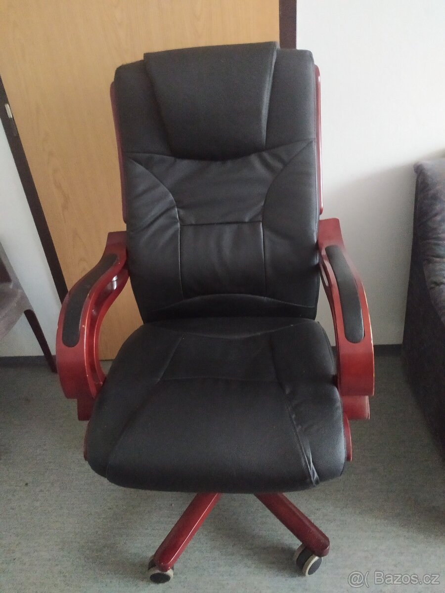Křeslo k počítači