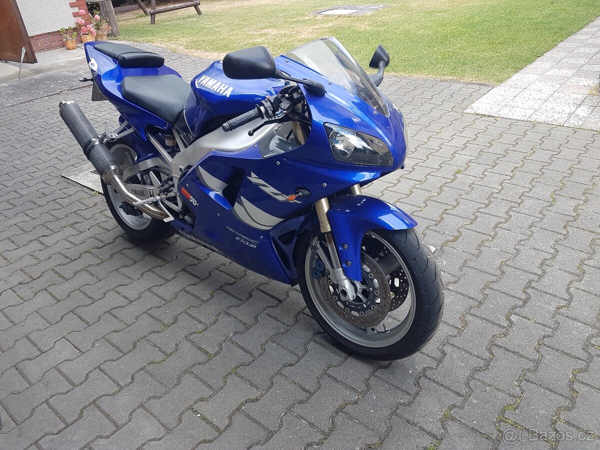 Yamaha R1