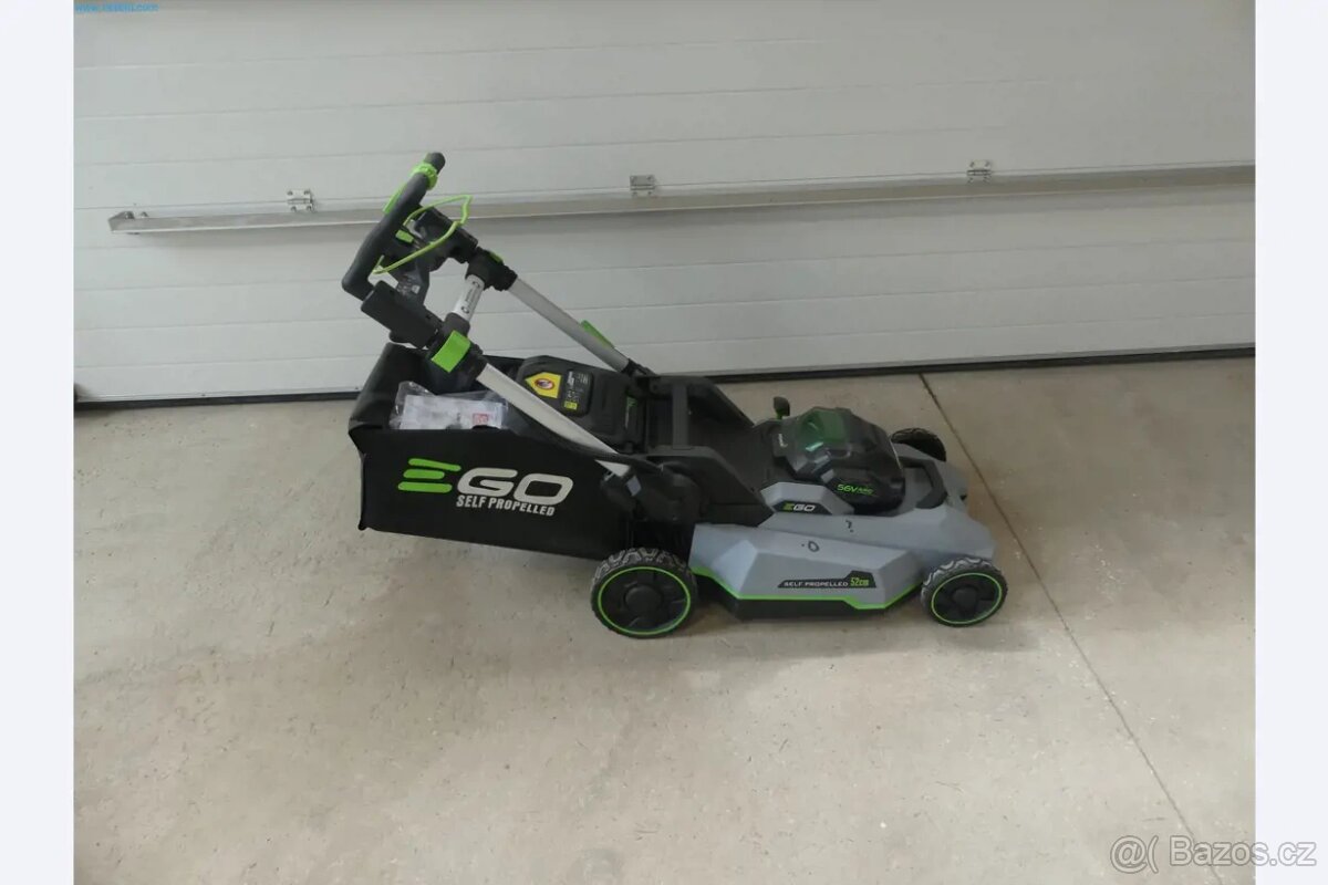 AKU sekačka s pojezdem EGO  LM2130E-SP  s baterií 12Ah - nov