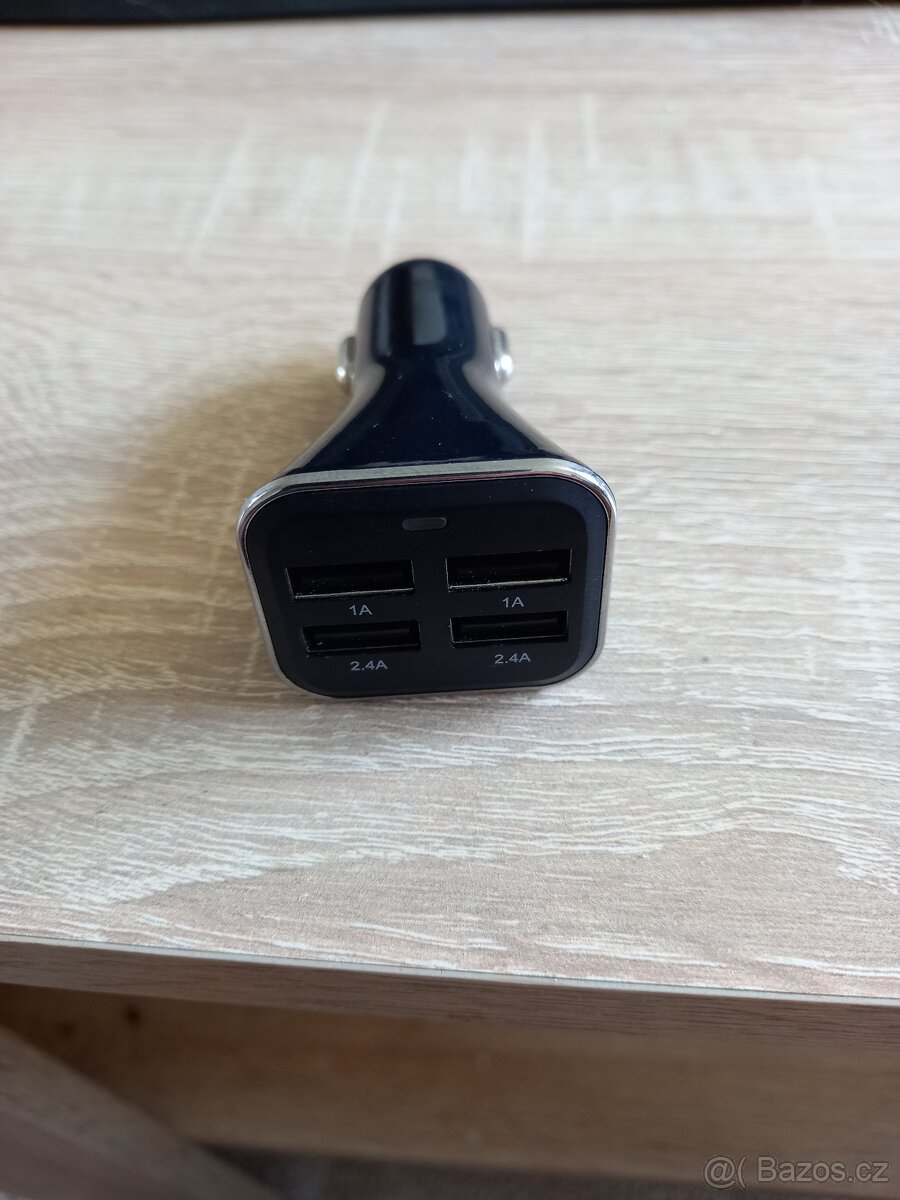 USB nabíječka do auta