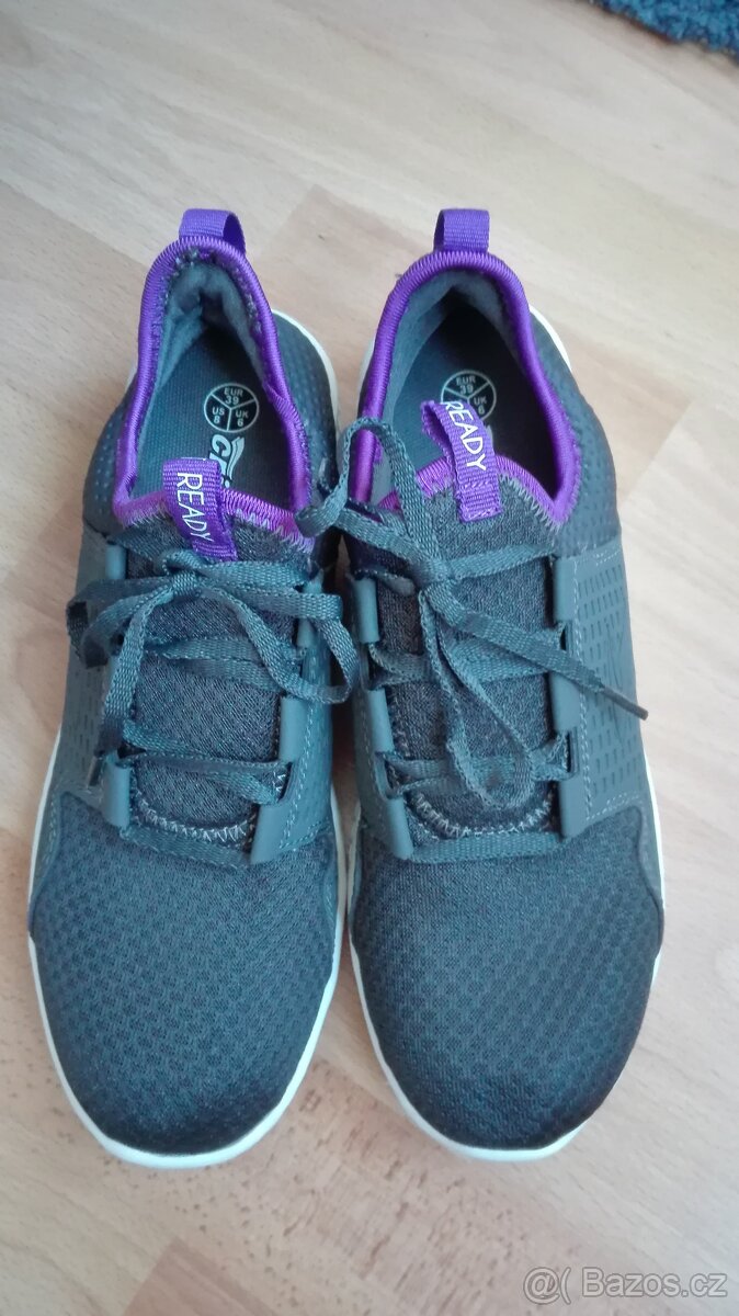 NOVE letni tenisky vel. 39