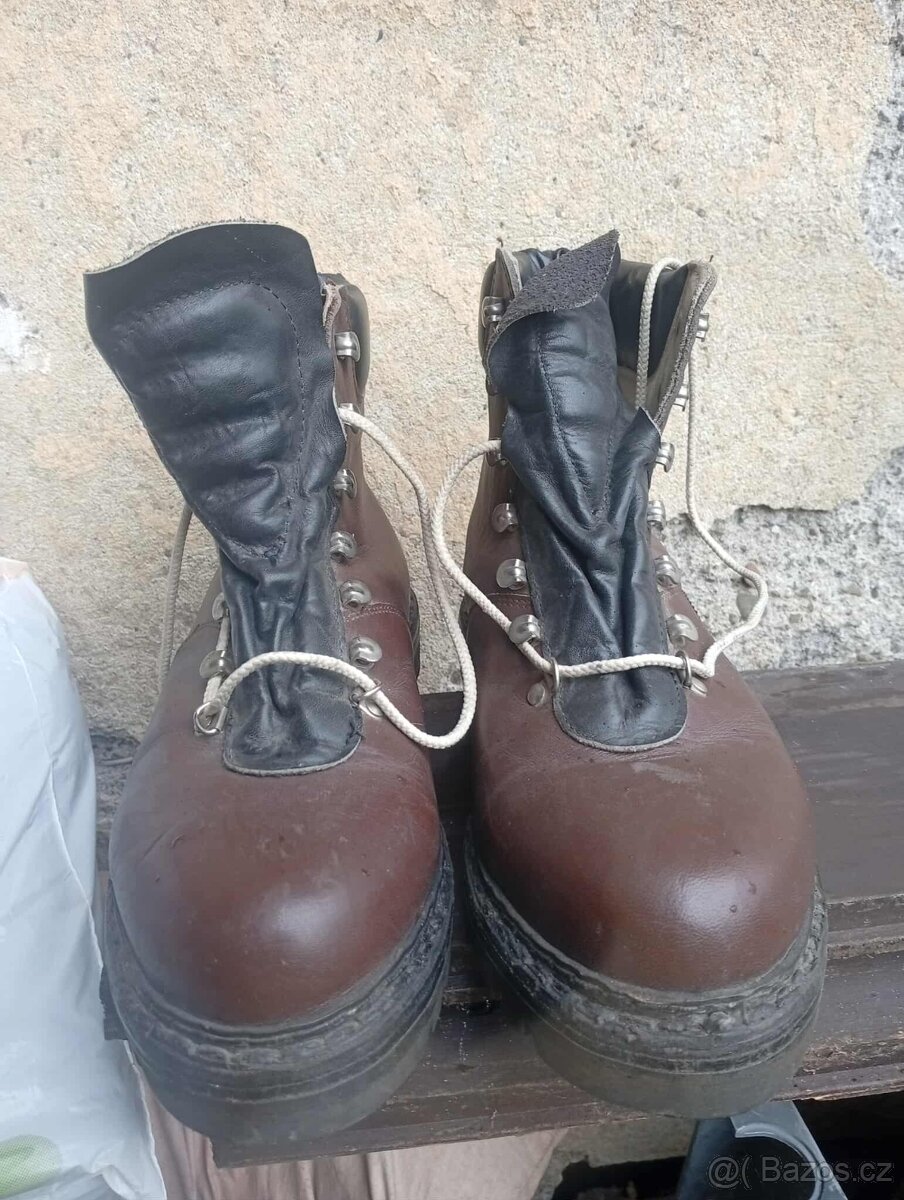 pracovní boty, pohorky