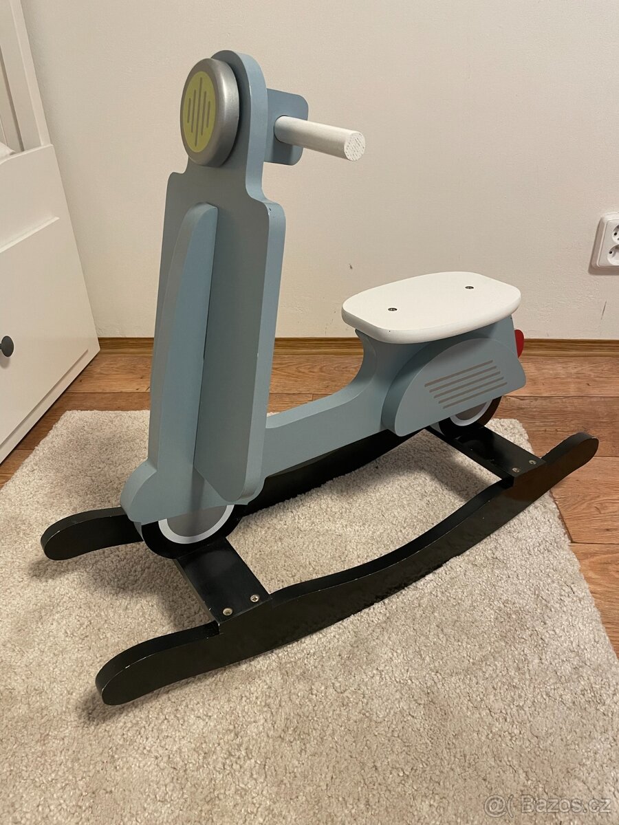 Houpací skútr modrý Childwood