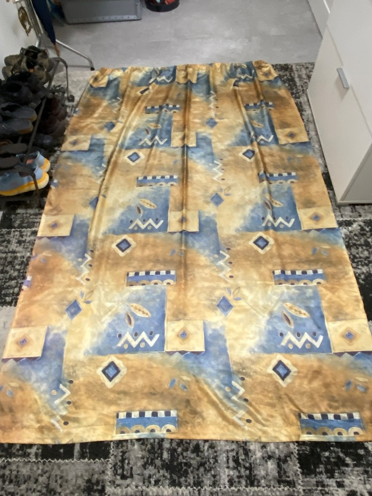 Závěsy 2 ks. 230x155