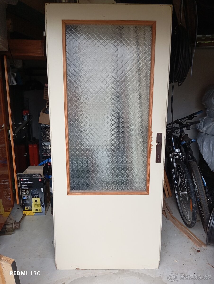 Interiérové prosklené dveře