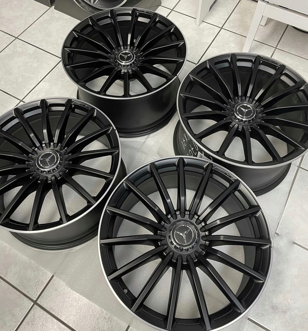 Elektrony 5x112 R20 AMG