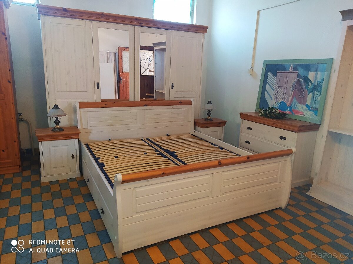 KOMPLETNÍ DŘEVĚNÁ LOŽNICE LAVA