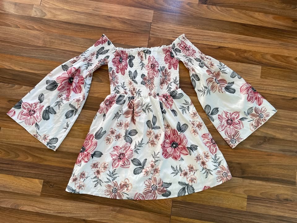 Nové květinové minišaty, vel M, Shein