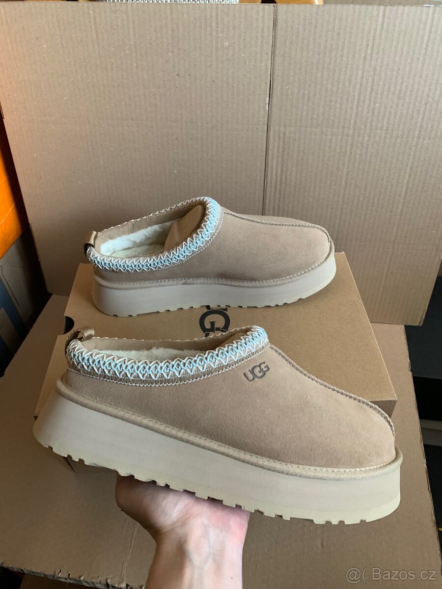 UGG Tazz Slipper Sand