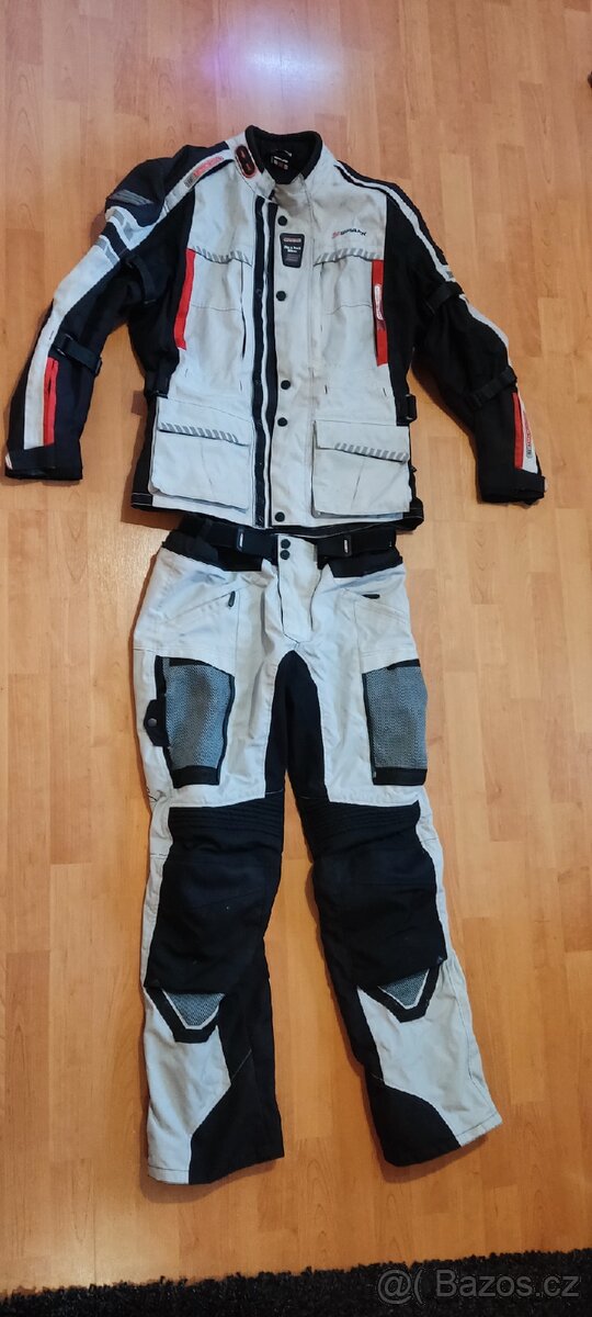 Oblečení na motorku