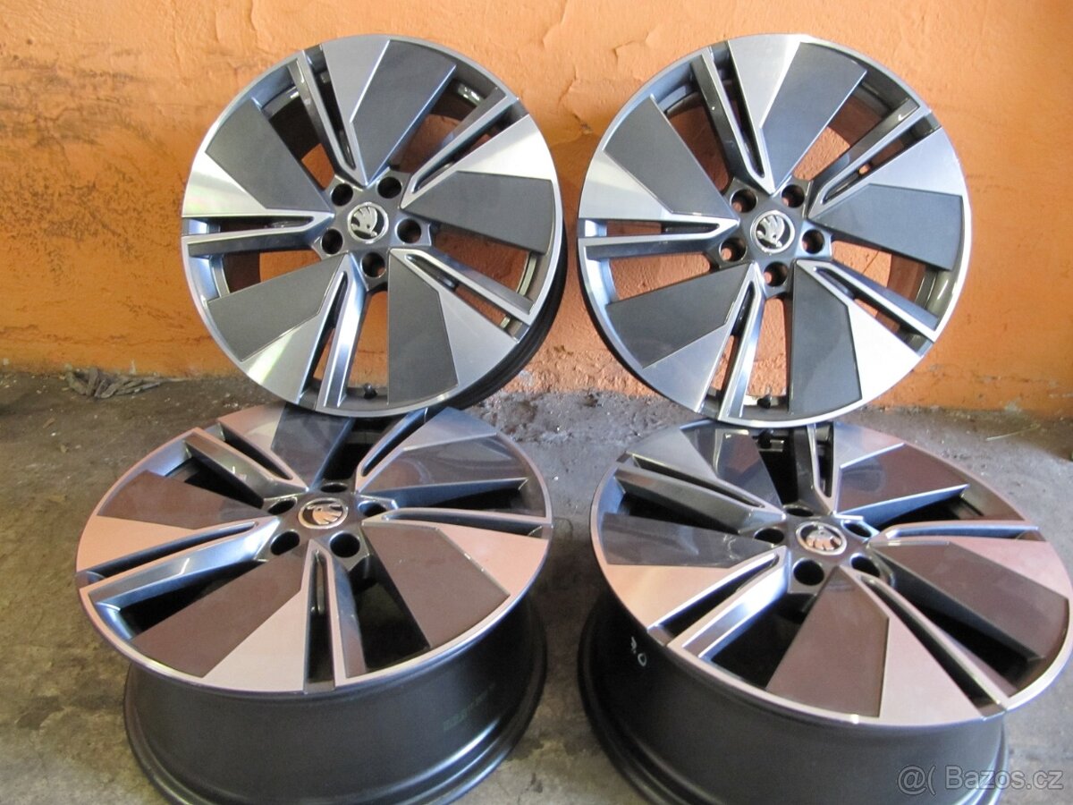 Alu Škoda R19 originál