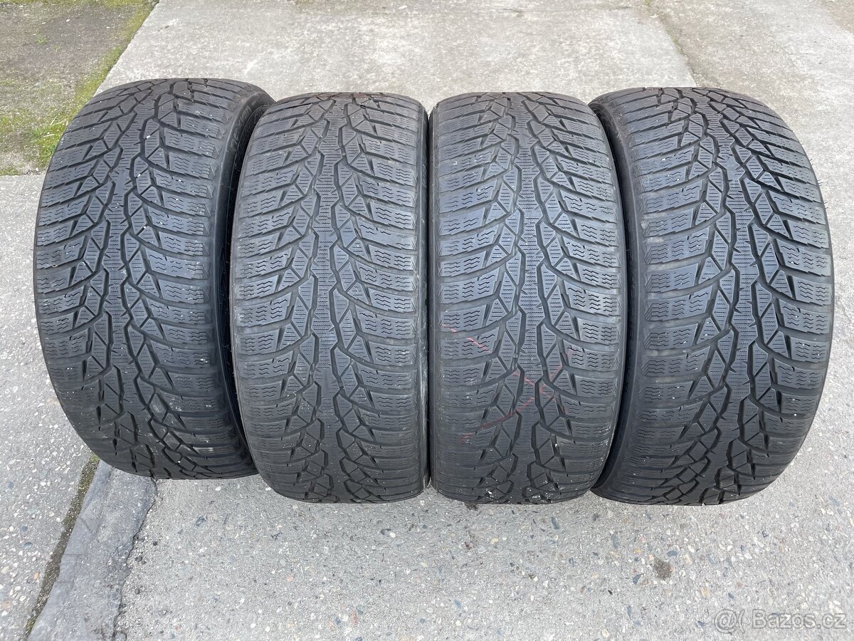 Zimní pneumatiky Nokian 225/40 R18