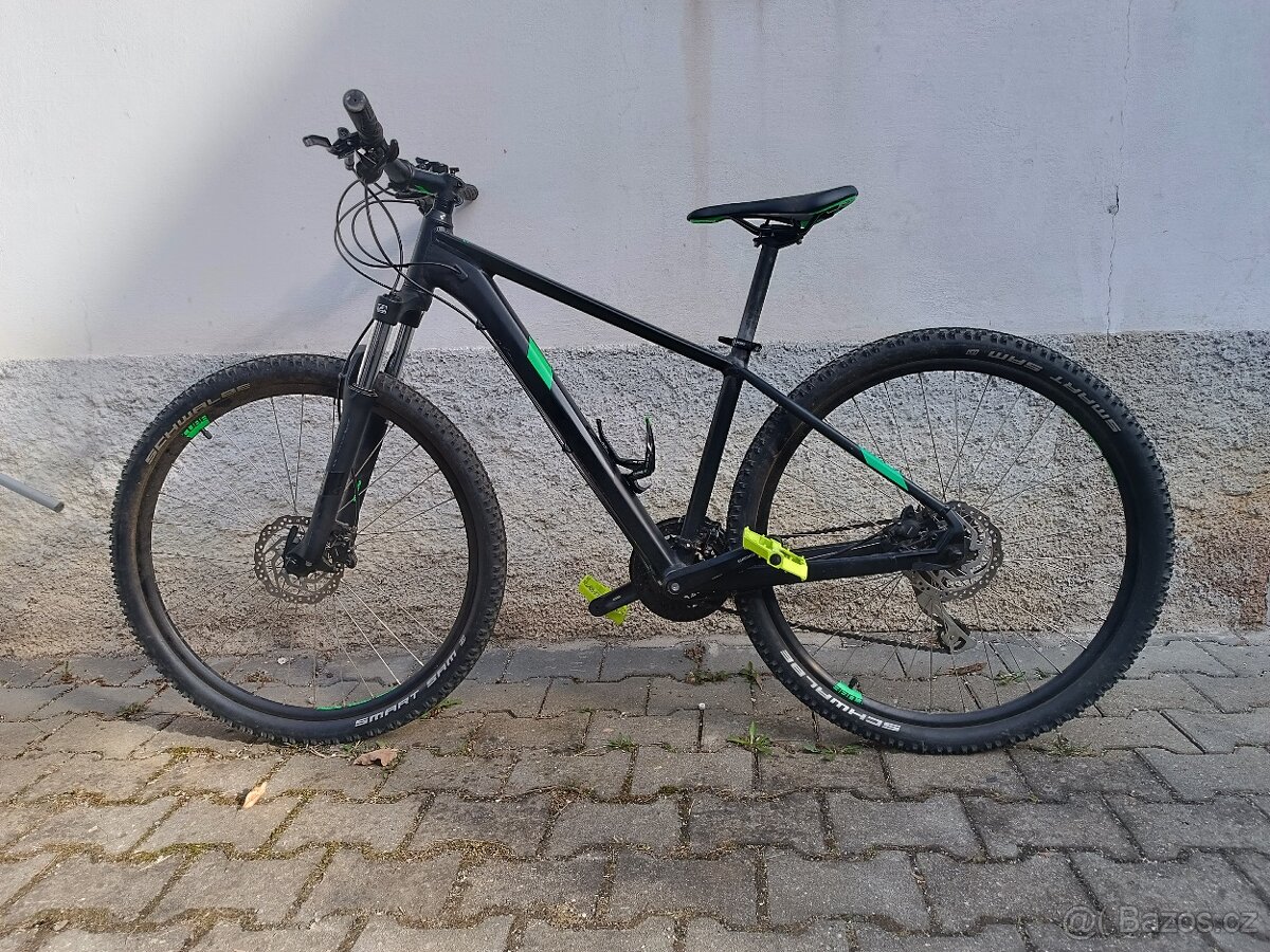 Horské kolo Cube Aim race hpa
