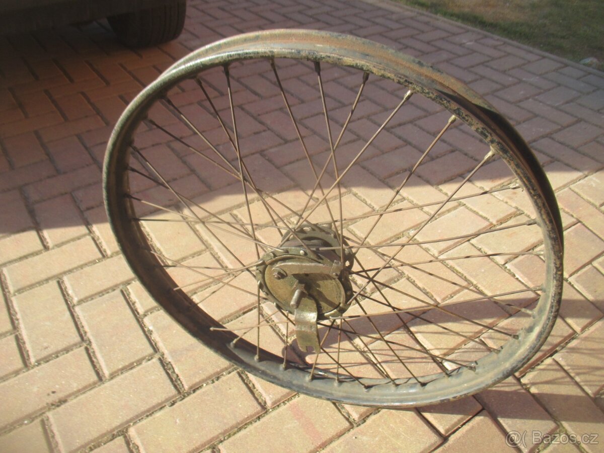 Kolo z motokola