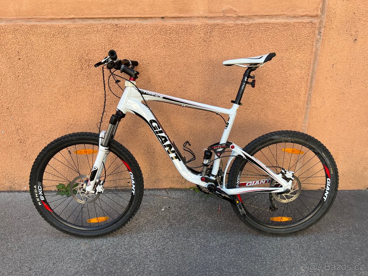 Giant Trance X 5.0 2014 celoodpružené horské kolo