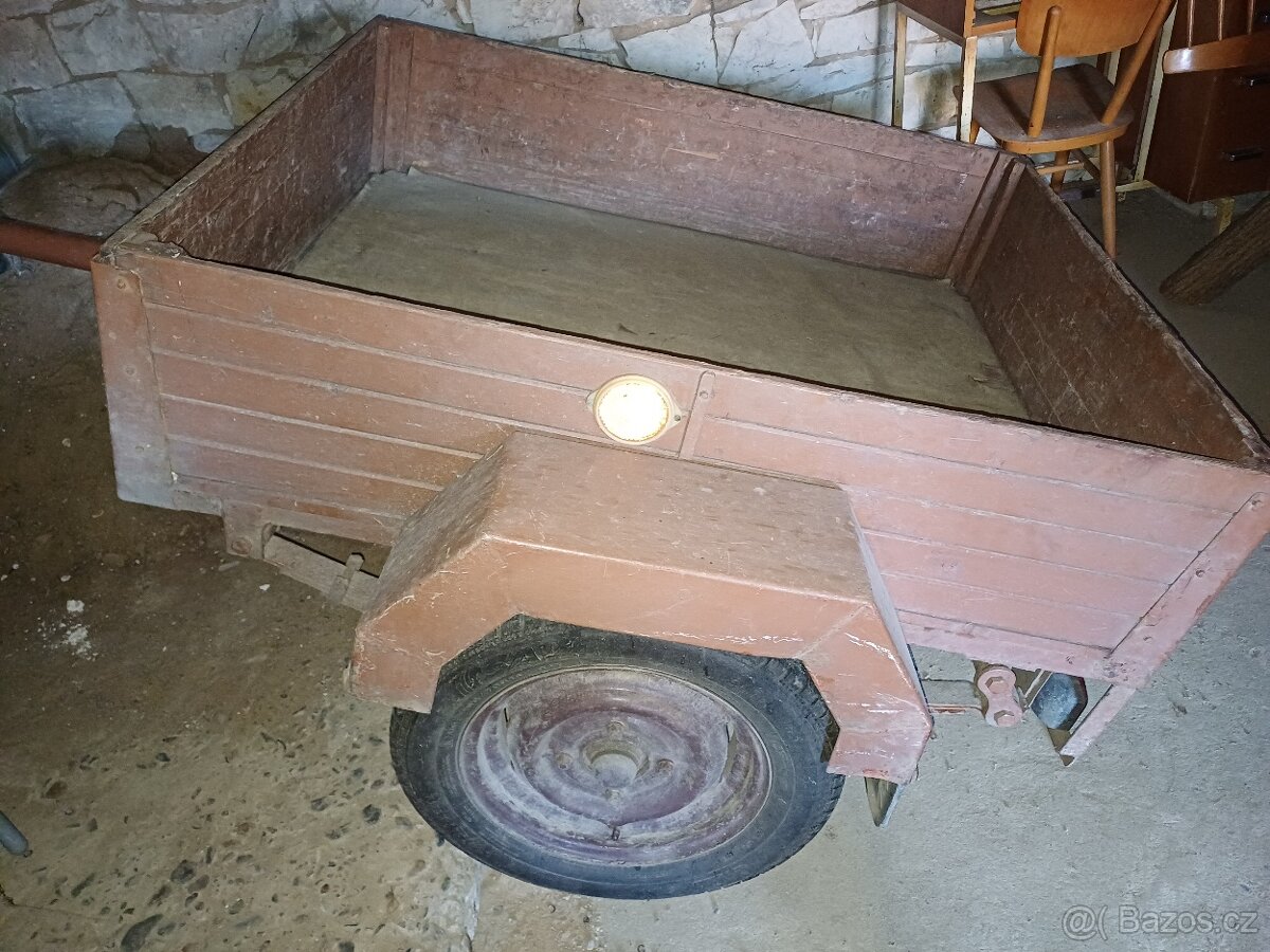 přívěsný vozík za auto