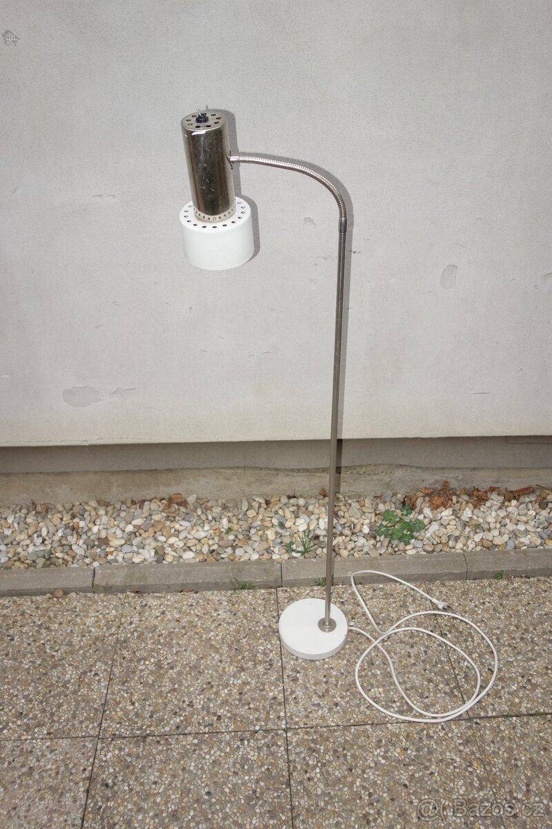Retro stojaci lampa