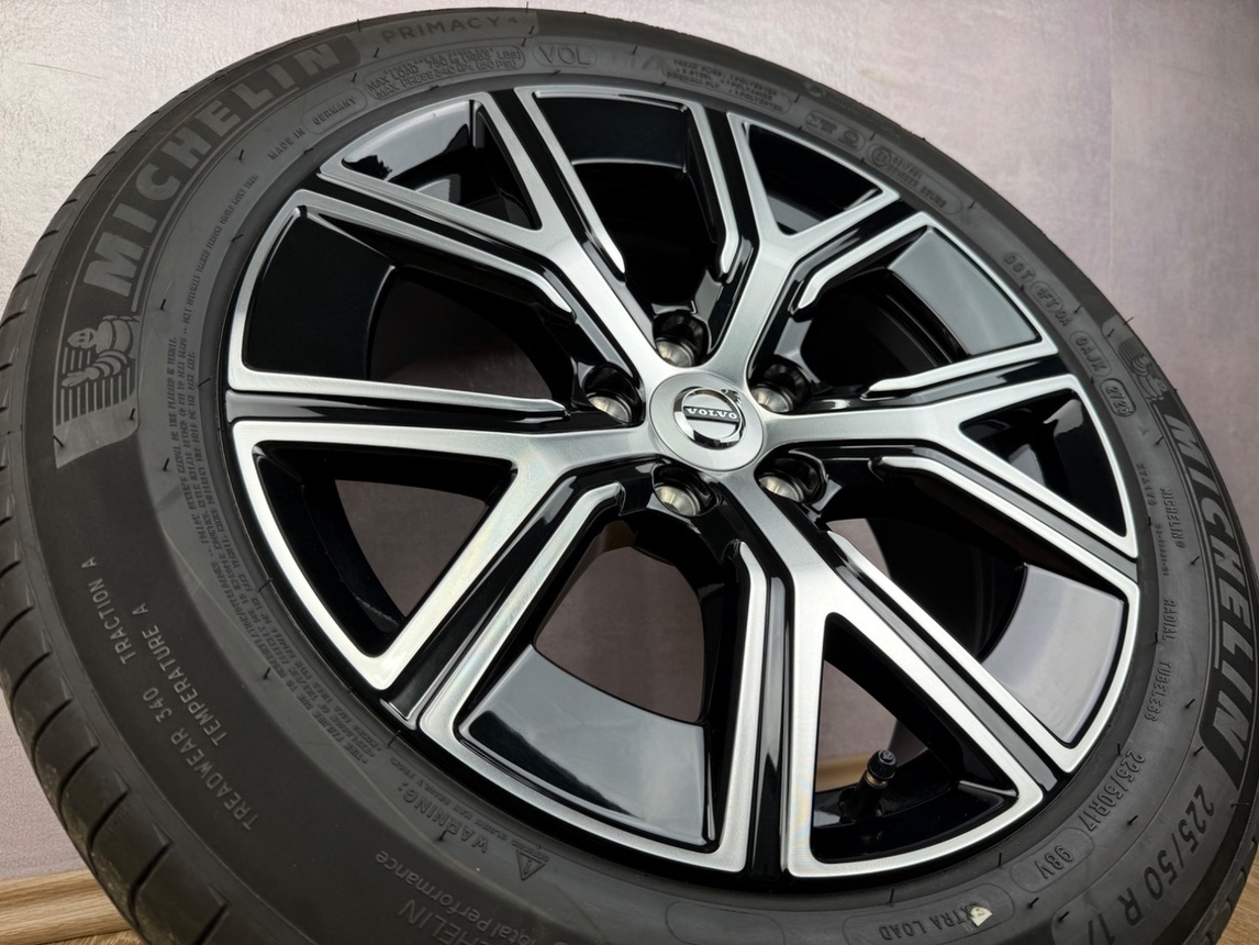 TOP letní kola Volvo S60 R17 originál