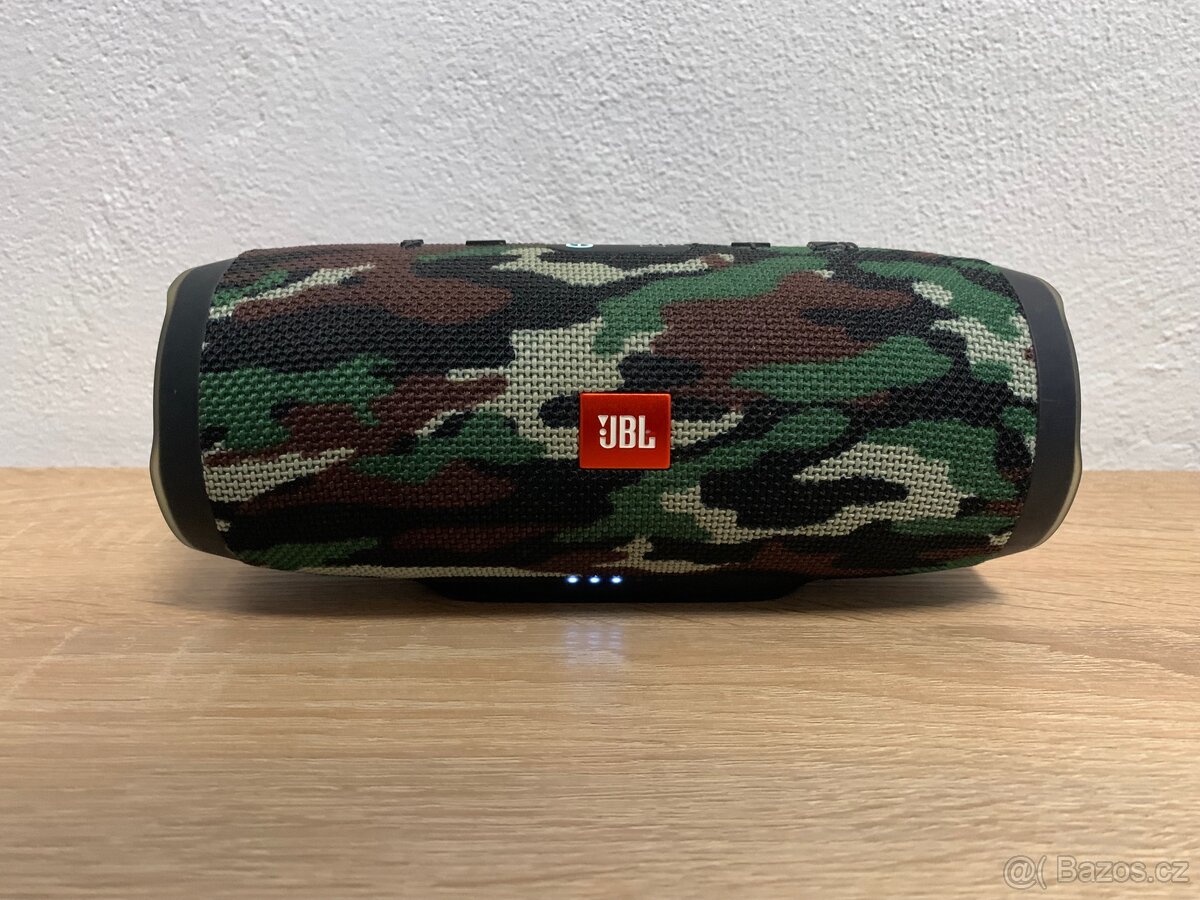 JBL CHARGE 3