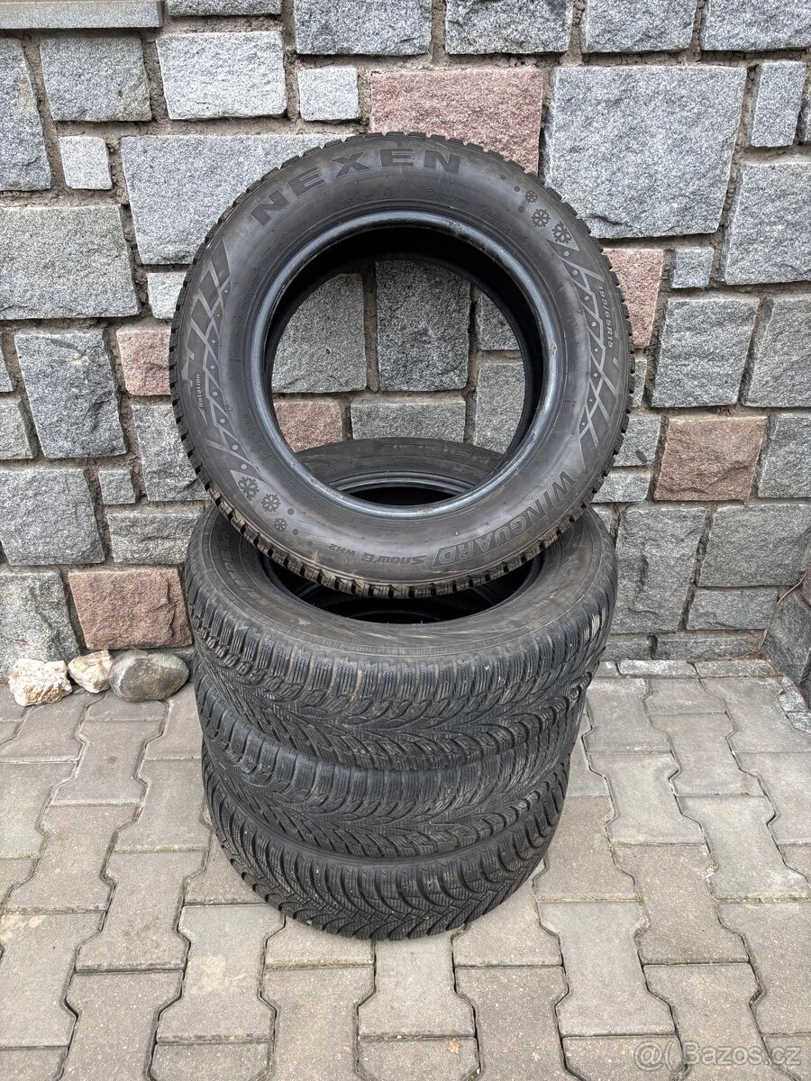 Zimní pneumatiky 195/65R15