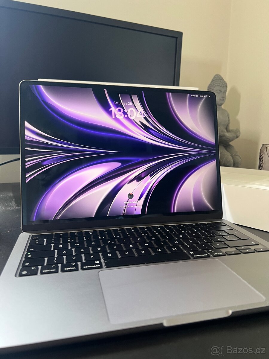 MacBook Air M2 16 GB RAM 256 SSD