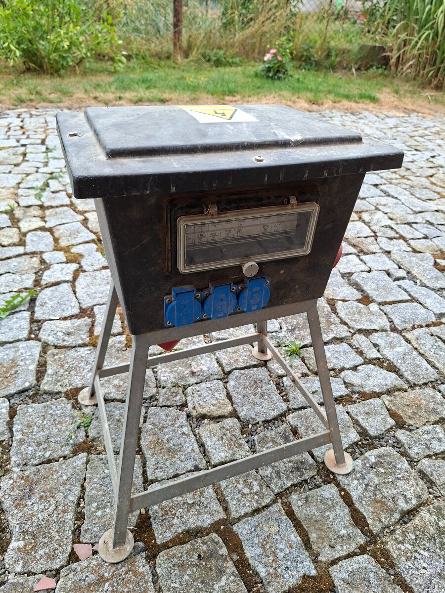 Stavební rozvaděč